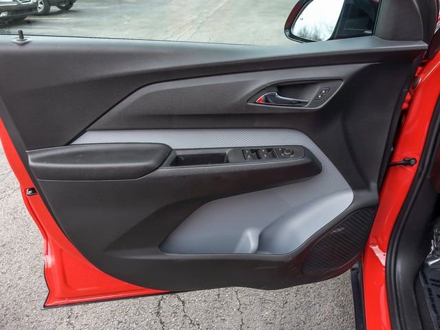 2027 Chevrolet Bolt RS - Photo 11