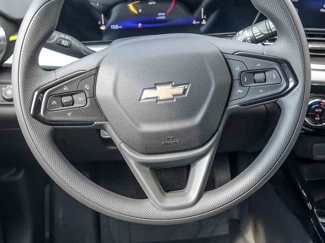 2026 Chevrolet Trax LT - Photo 18