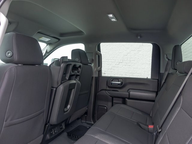 2026 CHEVROLET SILVERADO HD - Image 17