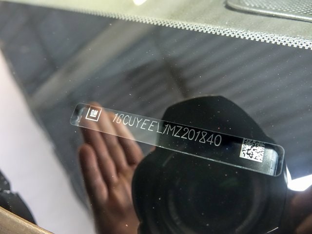 2021 CHEVROLET SILVERADO - Image 33