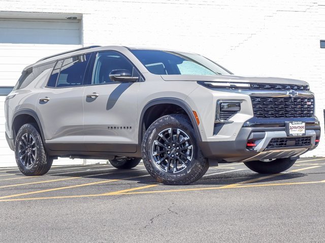 2026 Chevrolet Traverse Z71 photo 2