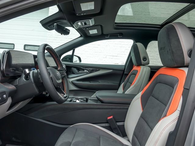 2026 Chevrolet Blazer EV SS - Photo 16
