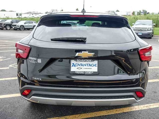 2026 Chevrolet Trax LT - Photo 7