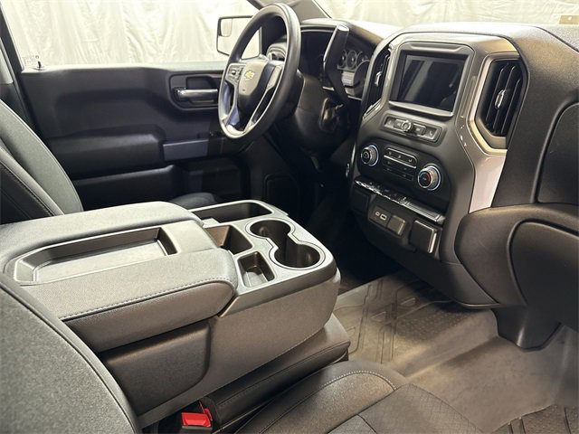 2024 CHEVROLET SILVERADO - Image 25