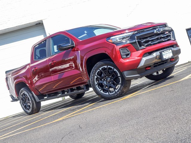2026 Chevrolet Colorado Z71 photo 3