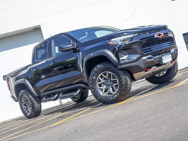 2026 Chevrolet Colorado ZR2 photo 3