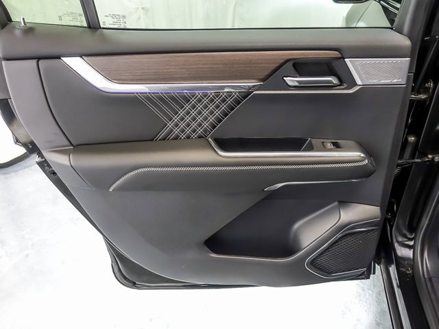 2024 GMC ACADIA - Image 31