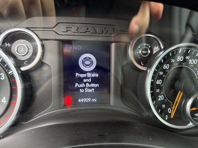 2022 RAM 3500 - Image 5