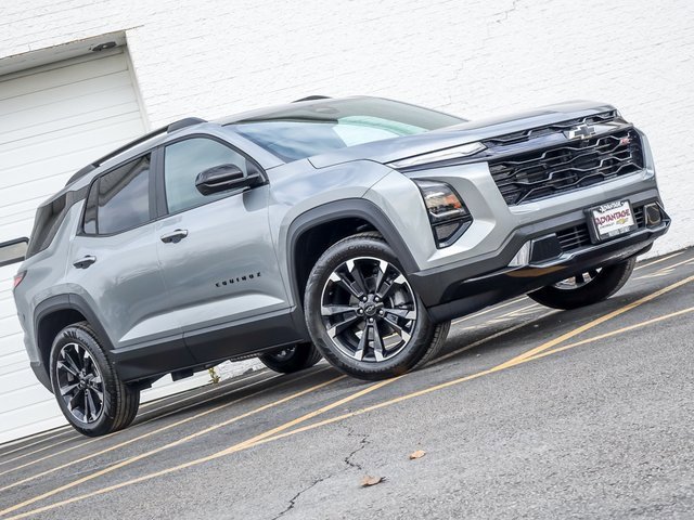 2026 Chevrolet Equinox RS photo 3