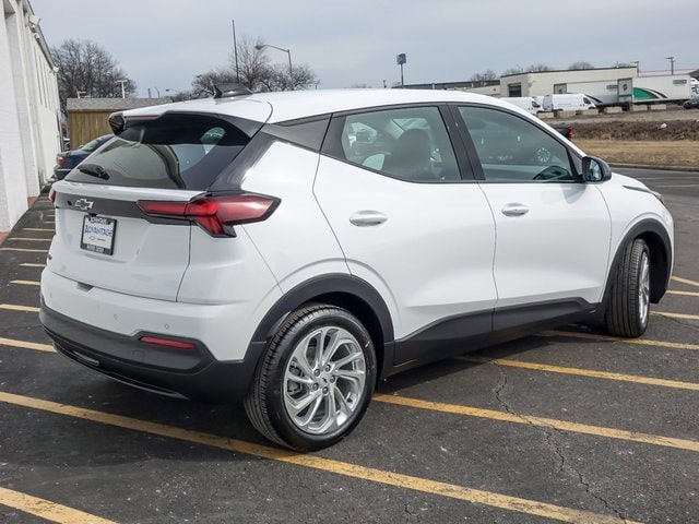 2027 CHEVROLET BOLT - Image 6