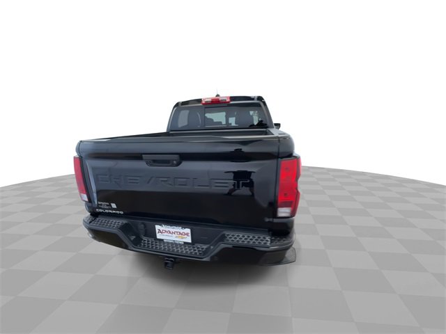 2025 Chevrolet Colorado Work Truck LT photo 2