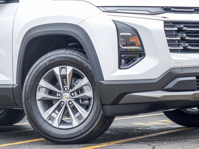 2026 Chevrolet Equinox LT photo 4