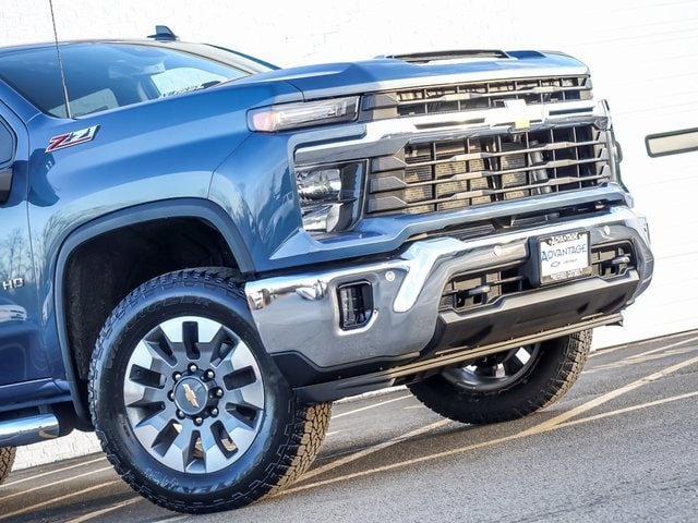 2026 CHEVROLET SILVERADO HD - Image 3