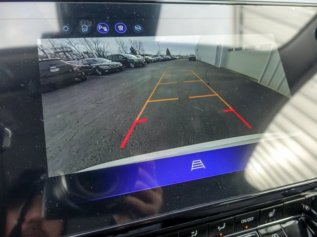 2027 CHEVROLET BOLT - Image 22