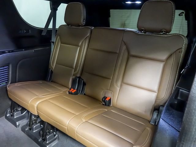 2022 Chevrolet Suburban High Country - Photo 18