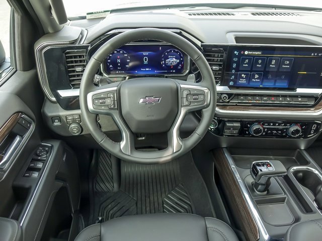 2026 CHEVROLET SILVERADO - Image 17