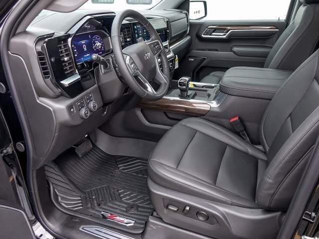 2026 CHEVROLET SILVERADO - Image 12