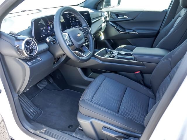 2026 Chevrolet Equinox LT - Photo 12