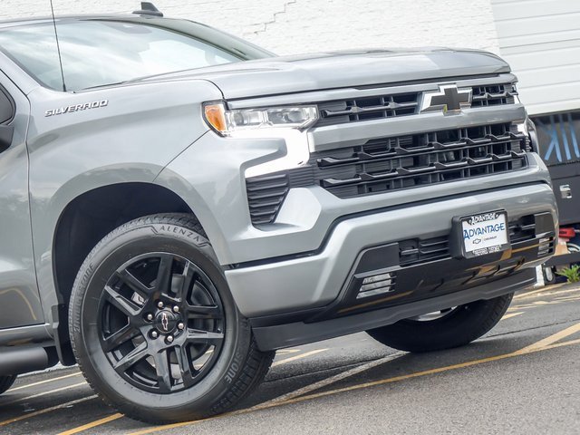 2026 Chevrolet Silverado 1500 RST photo 2