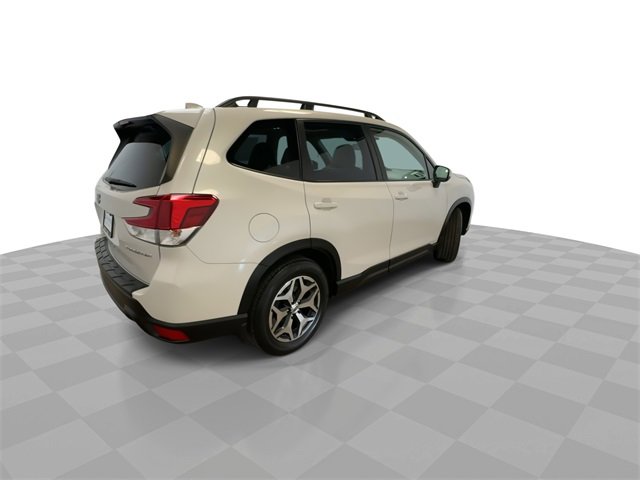 2023 SUBARU FORESTER - Image 8