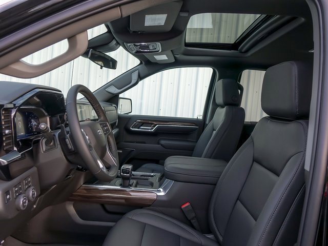 2026 CHEVROLET SILVERADO - Image 18