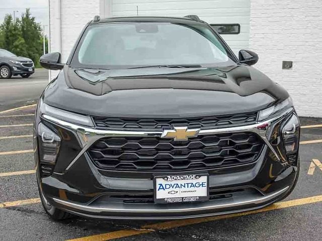 2026 Chevrolet Trax LT - Photo 9