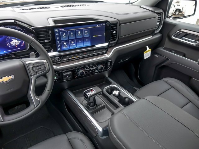 2026 CHEVROLET SILVERADO - Image 22