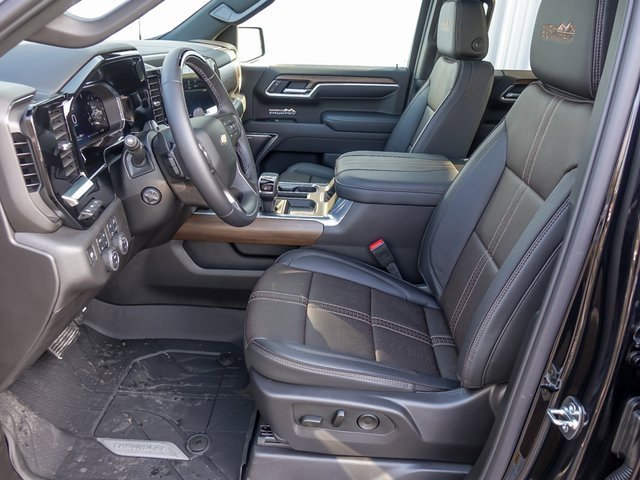 2026 CHEVROLET SILVERADO - Image 18