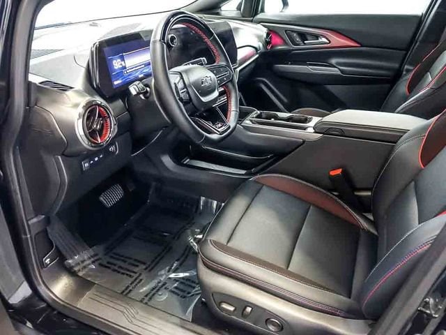 2024 Chevrolet Equinox EV Launch Edition - Photo 13