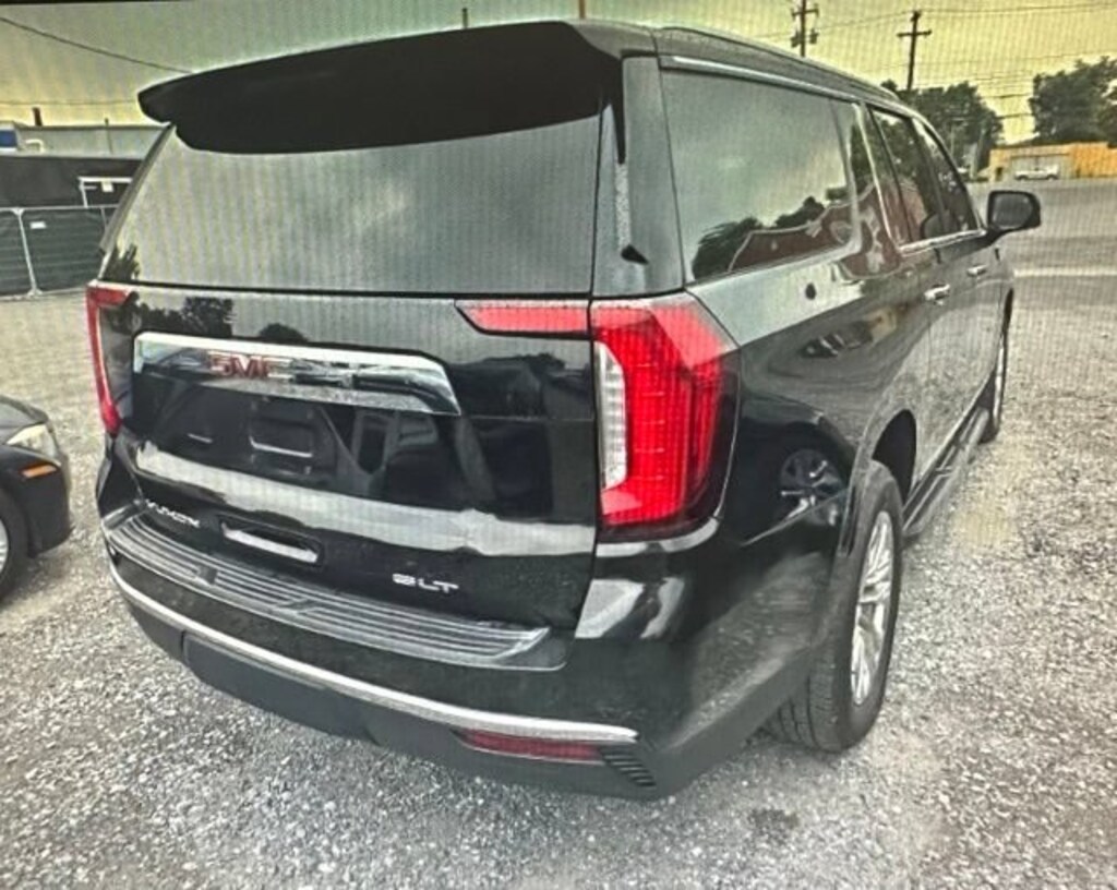Used 2022 GMC Yukon XL SLT SUV
