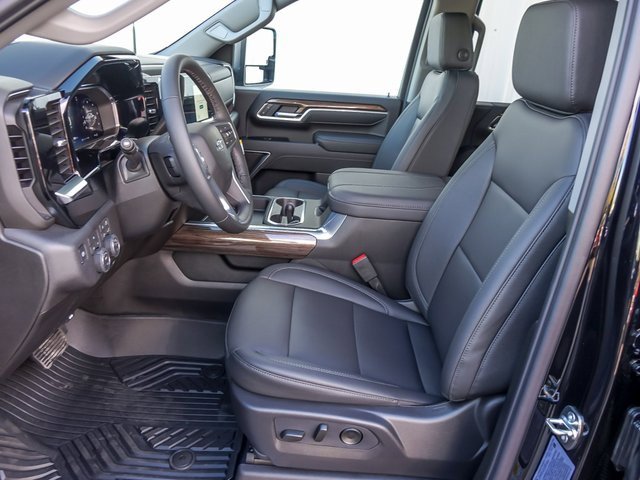 2026 CHEVROLET SILVERADO HD - Image 12