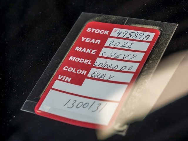 2022 CHEVROLET COLORADO - Image 32