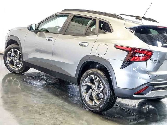 2026 Chevrolet Trax LT - Photo 11