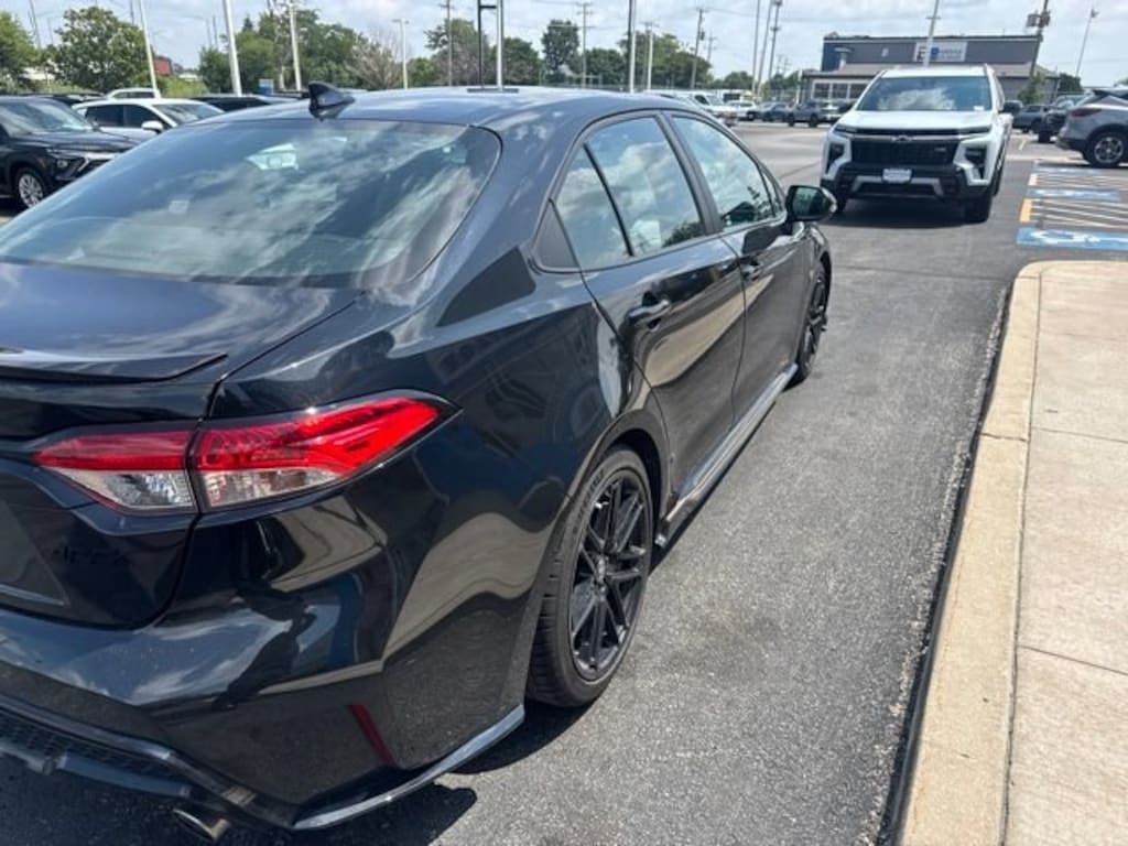 Used 2022 Toyota Corolla SE Sedan