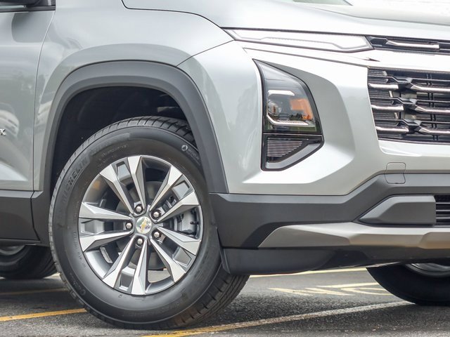 2026 Chevrolet Equinox LT photo 4