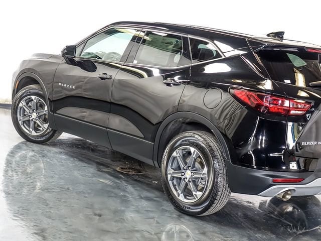 2023 Chevrolet Blazer 2LT - Photo 11