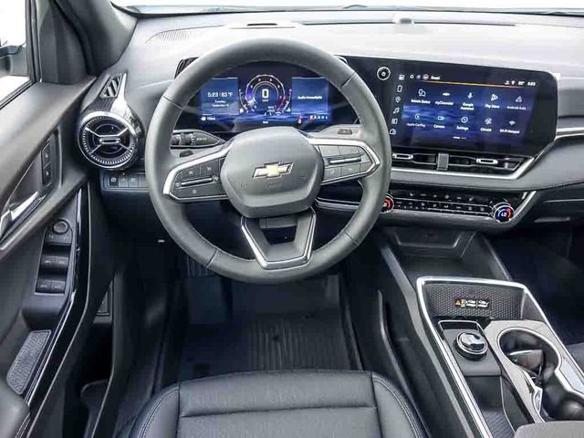 2027 Chevrolet Equinox LT - Photo 17