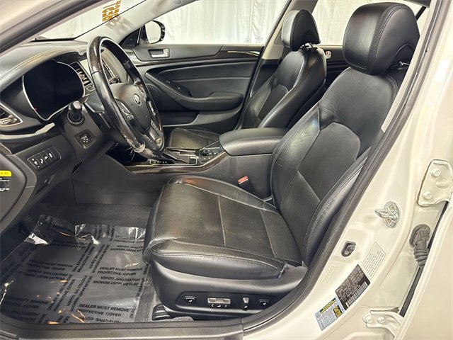 2015 KIA CADENZA - Image 10