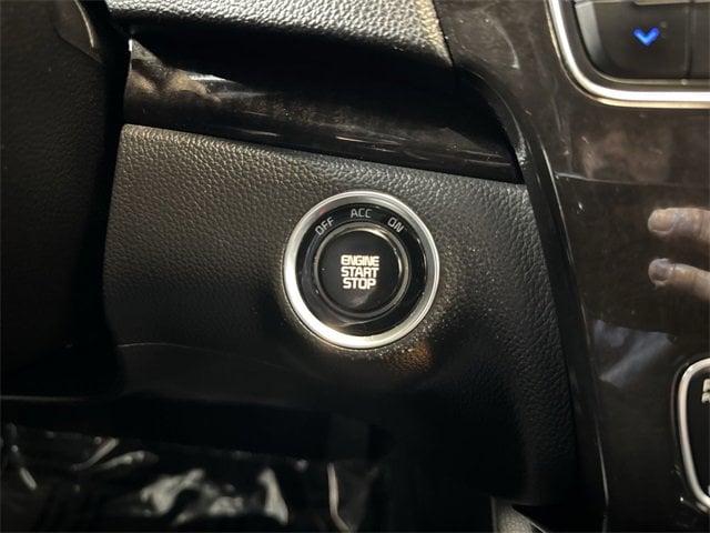 2015 KIA CADENZA - Image 17