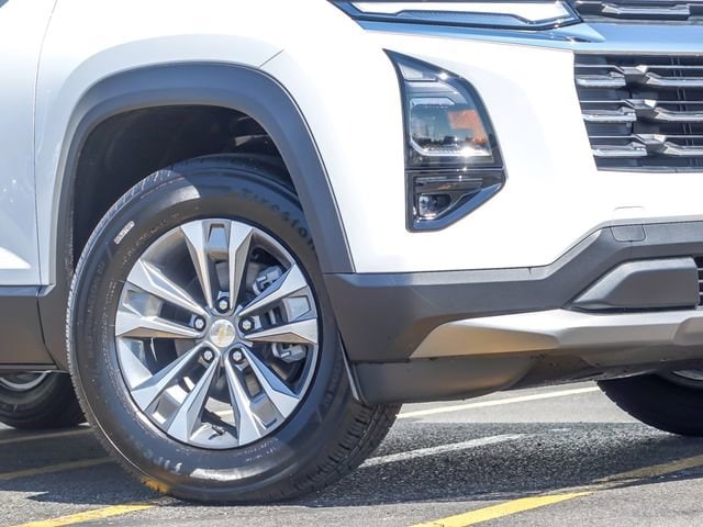 2026 Chevrolet Equinox LT - Photo 4