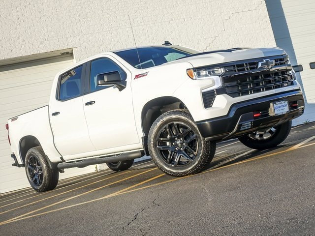 2026 CHEVROLET SILVERADO - Image 2