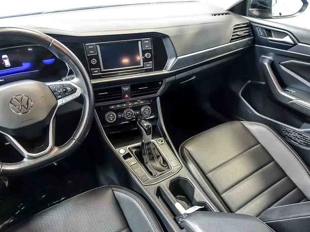 2024 Volkswagen Jetta SE - Photo 18