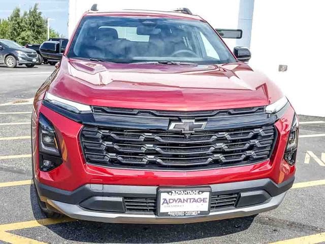 2027 Chevrolet Equinox LT - Photo 10
