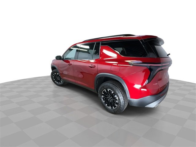 2025 Chevrolet Traverse Z71 photo 2