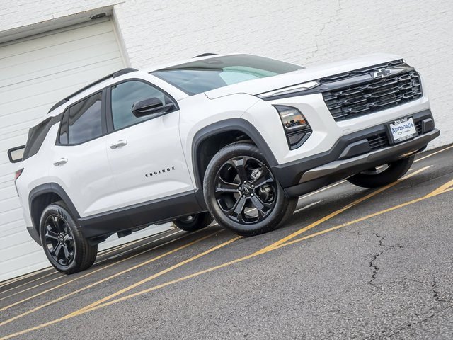 2026 Chevrolet Equinox LT photo 3