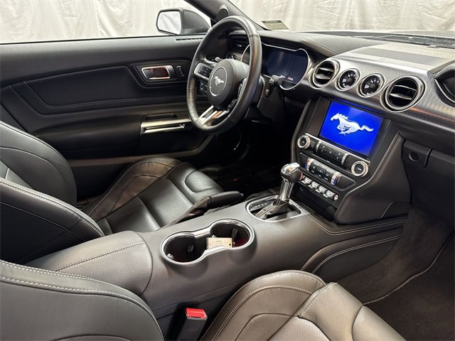 2021 FORD MUSTANG - Image 25