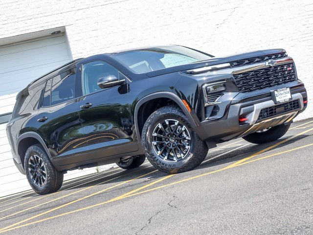 2026 Chevrolet Traverse Z71 photo 3