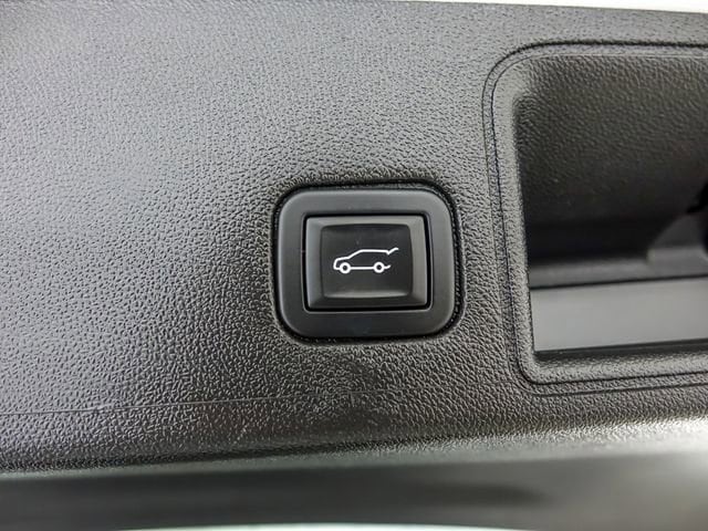 2023 GMC Terrain SLE - Photo 28