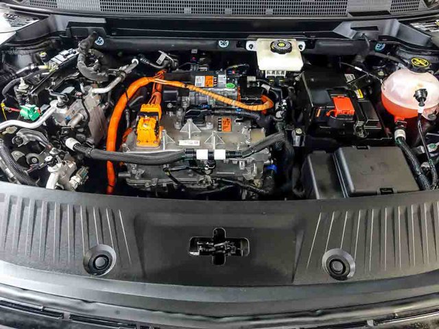 2024 Chevrolet Equinox EV Launch Edition - Photo 33