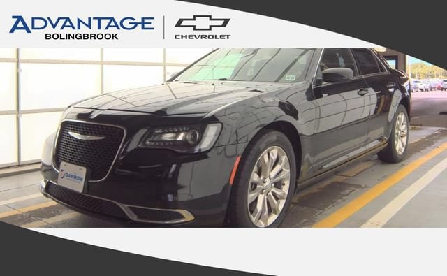 2023 Chrysler 300 Touring AWD's photo